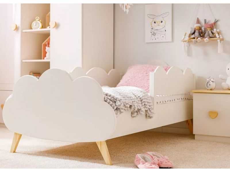 Выбор детской кровати с бортиками для ребенка старше 3 лет