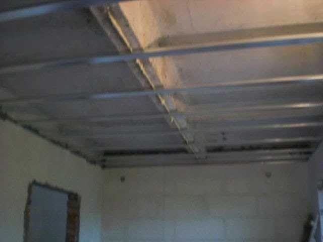 Выбор материала для подвесного потолка
