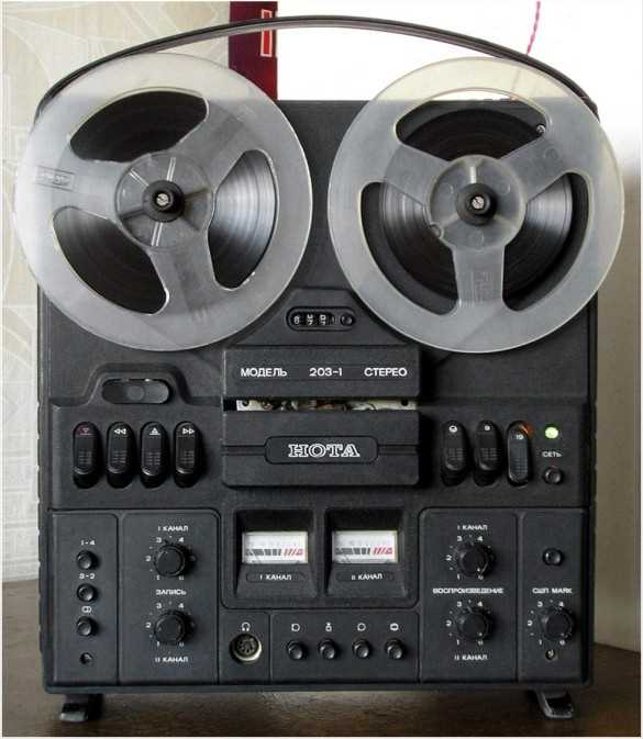1. Sony TC-800B