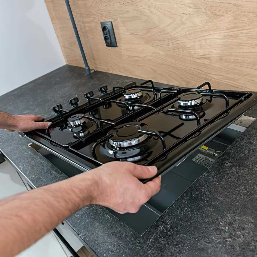 Расположение газовой плиты в кухне