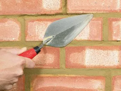 Кладка кирпича