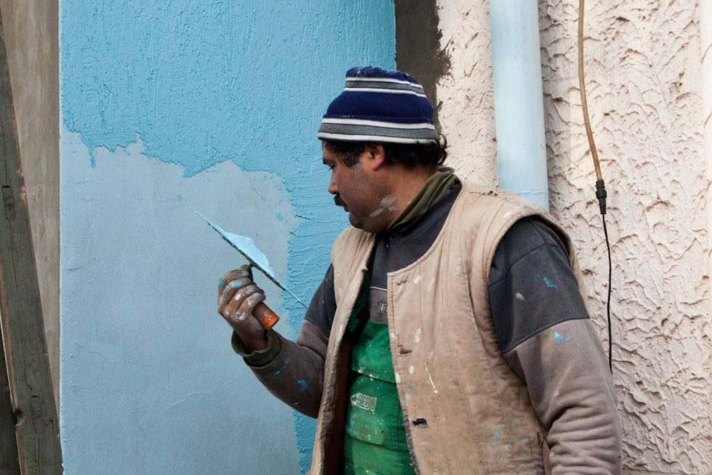 Покраска наружных стен дома - текстурная покраска
