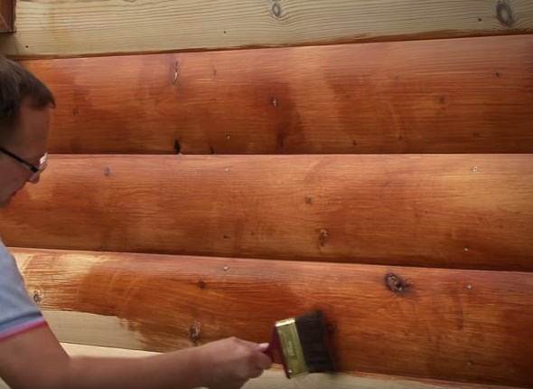 Как производится покраска дома из древесины: Обработка стен дома антисептиком