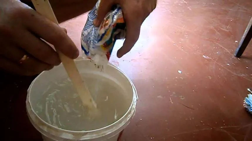 Как готовится обойный клей