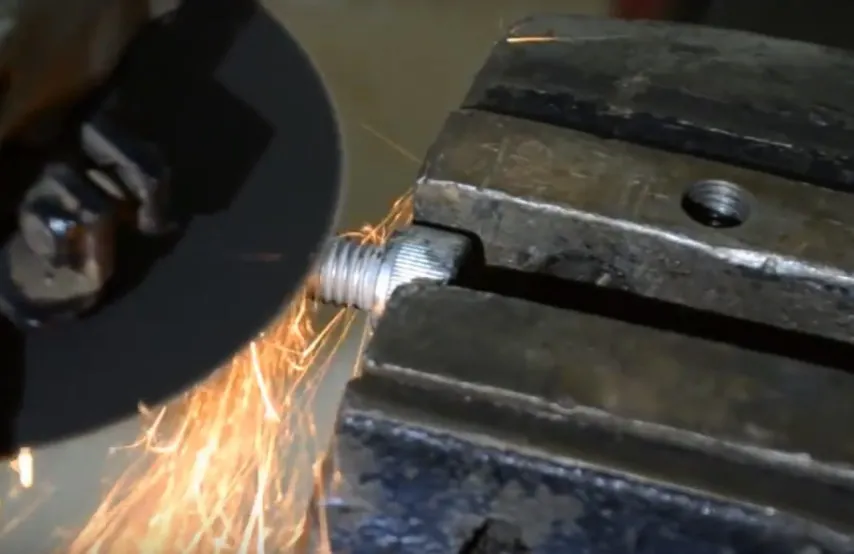 Обработка болта