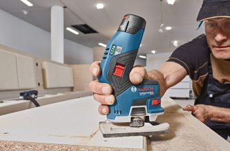 Работа ручным аккумуляторным фрезером Bosch