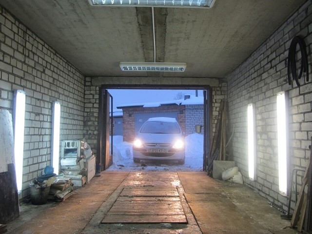 освещение в гараже