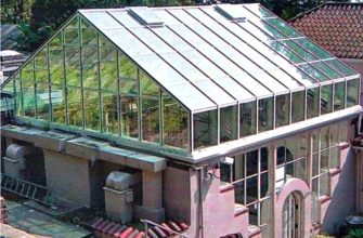 Теплица на крыше частного дома