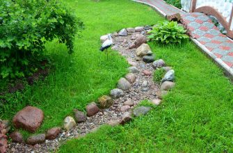 Сухой ручей на участке