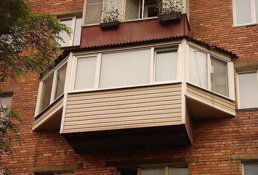 Нетипичное остекление балкона