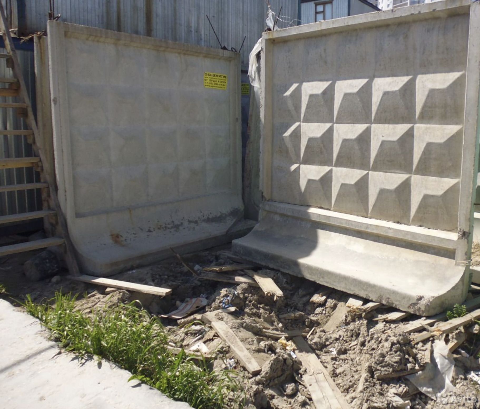 самостоящие панели бетонный забор