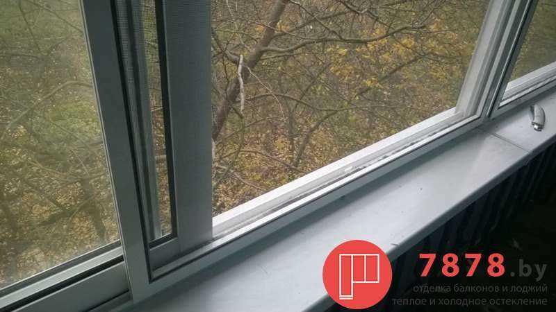 Как правильно выбрать и установить москитную сетку на раздвижные окна балкона?