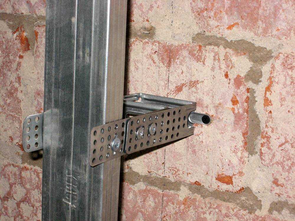 Подробно о креплении металлического профиля к стене под гипсокартон