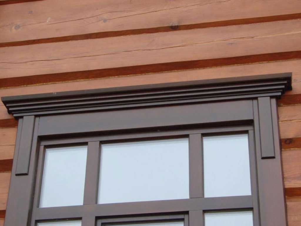 Современные деревянные наличники на окна: виды, требования и правила установки