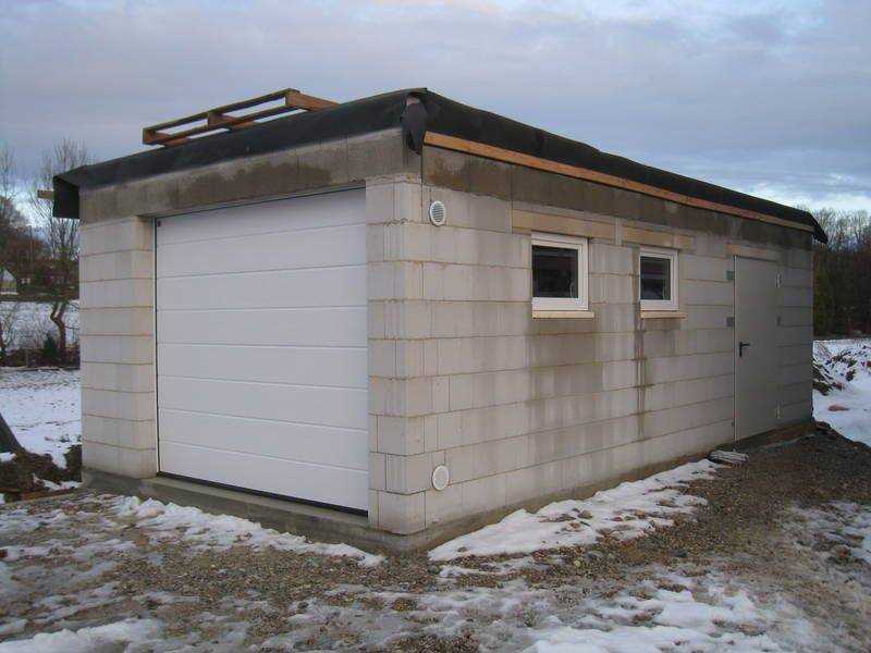Преимущества использования пеноблоков для строительства стен гаража: