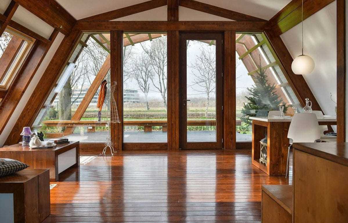 Уютные и экологичные деревянные окна из лиственницы